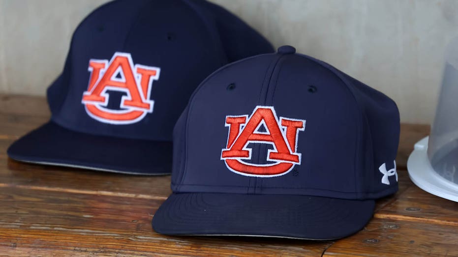 Auburn baseball star Cade Belyeu crushes 1st homer of season hours after mother’s death