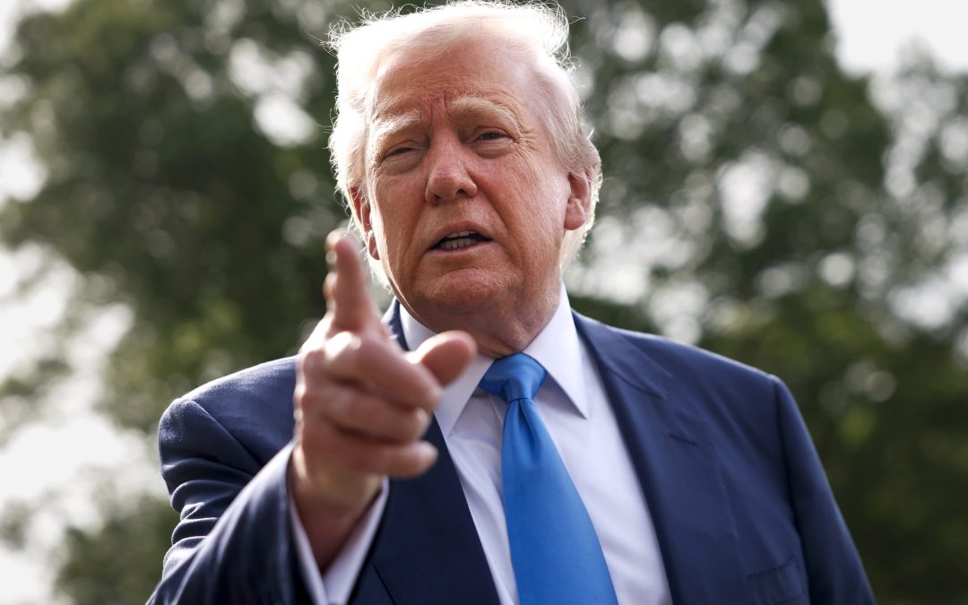 Trump complained to Bezos before Amazon said it scrapped idea to display tariff cost