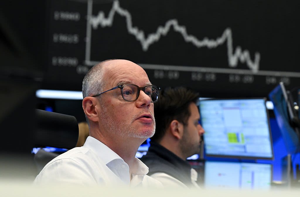 European markets mixed, Erste Group Bank rises 8% after acquiring stake in Santander’s Polish unit