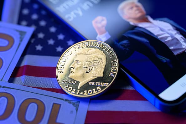 Trump set to raise millions from crypto and meme coin this month