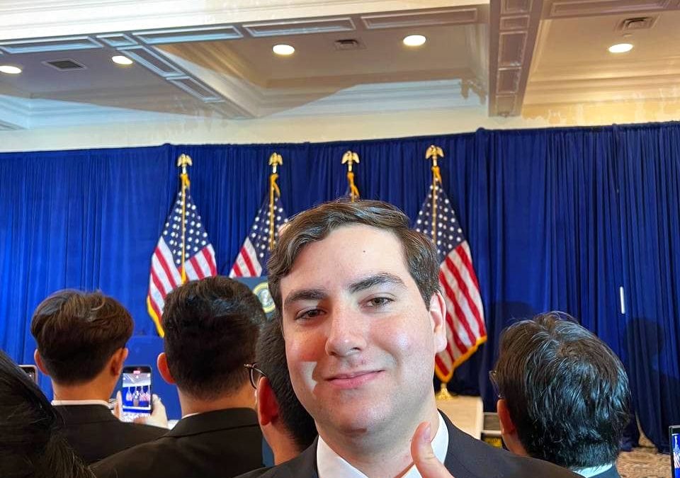 At Trump’s $148 million meme coin dinner, ‘the food sucked’ and security was lax, attendee says