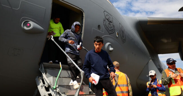 Trump Administration to Pay for Migrant Flights of Illegals Who Self-Deport