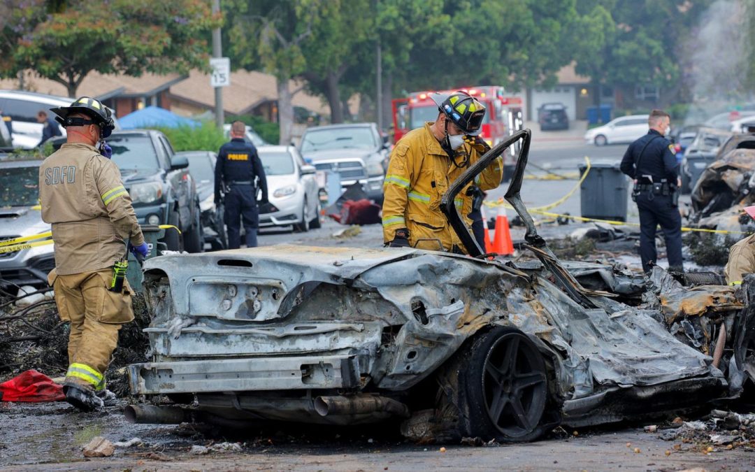 2 more victims of private jet crash in San Diego identified by coroner