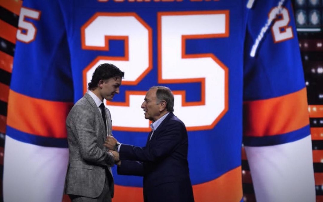 WATCH:  New York Islanders NHL draft pick honors late mother