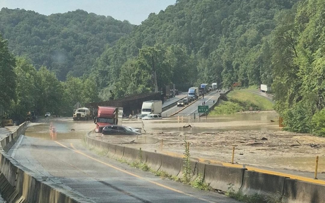 Flooding and rock slides close heavily damaged I-40 section in Smoky Mountains