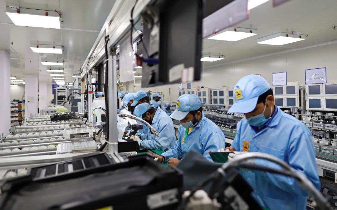 India overtakes China in smartphone exports to the U.S. as manufacturing jumps 240%, report shows