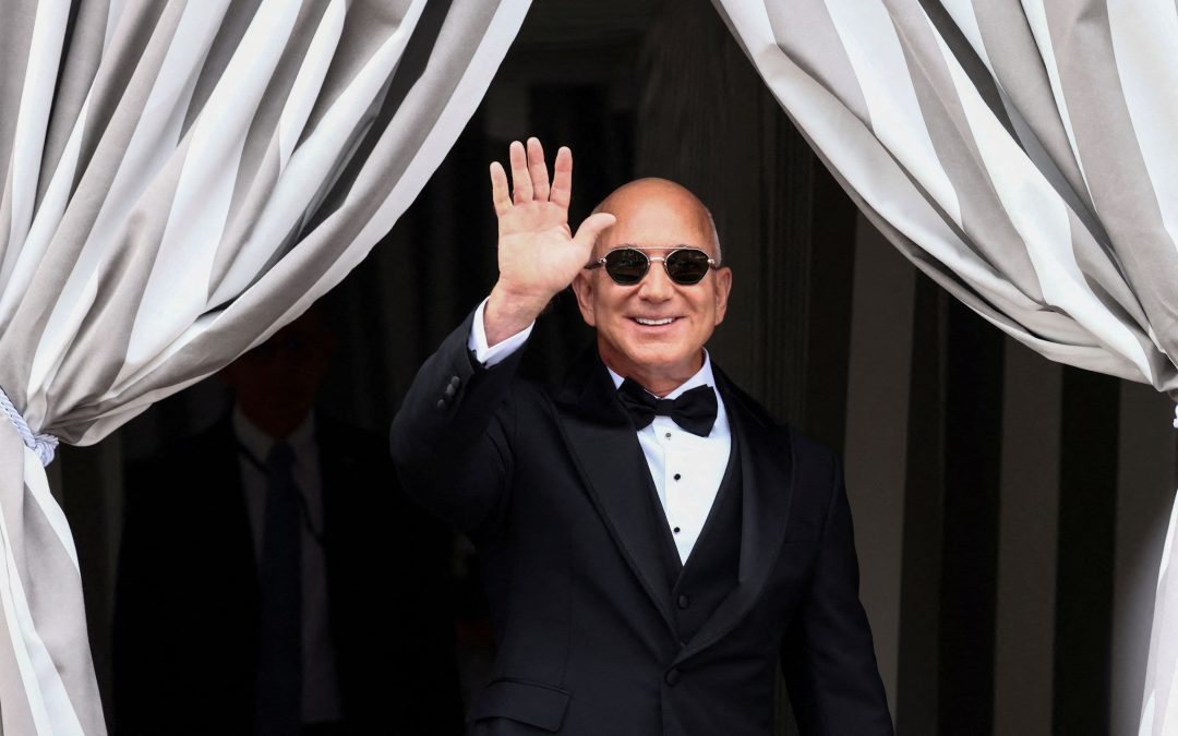 Jeff Bezos sells $737 million worth of Amazon shares