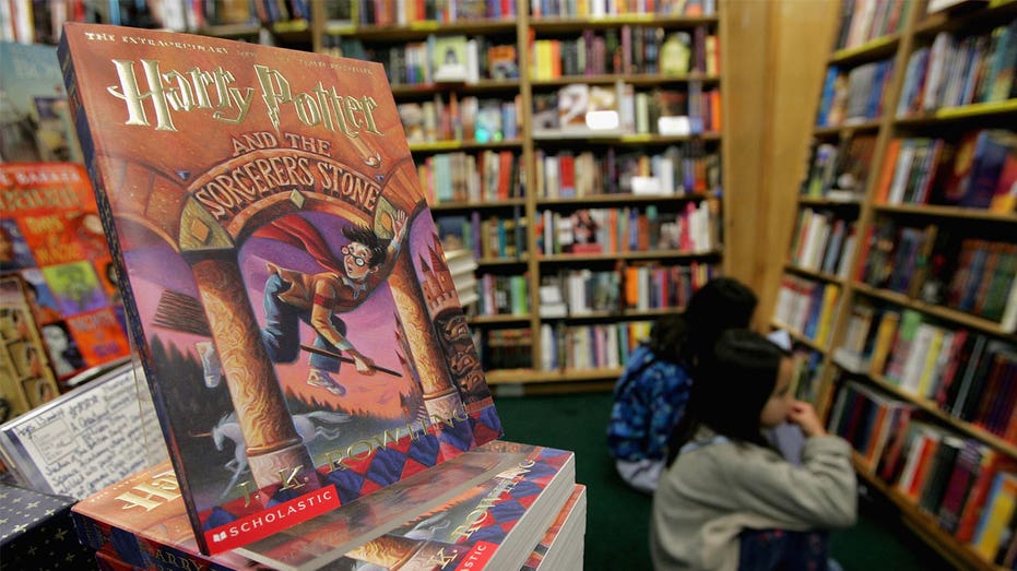 ‘Queer’ San Francisco bookstore pulls ‘Harry Potter’ series after Rowling launches women’s legal fund