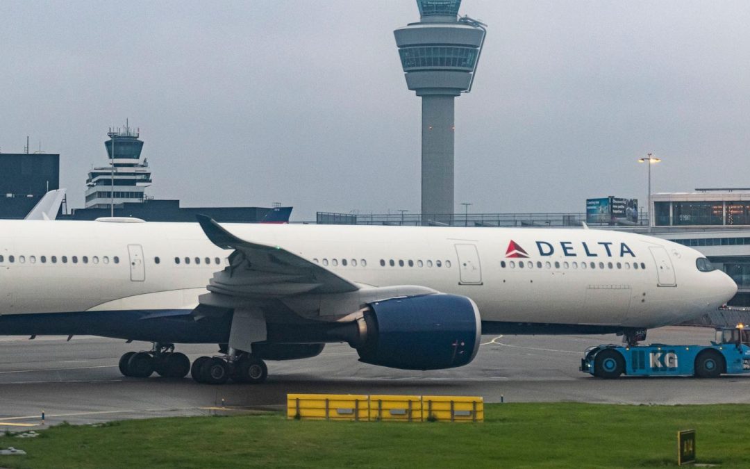 25 hospitalized after ‘significant’ turbulence on Delta flight
