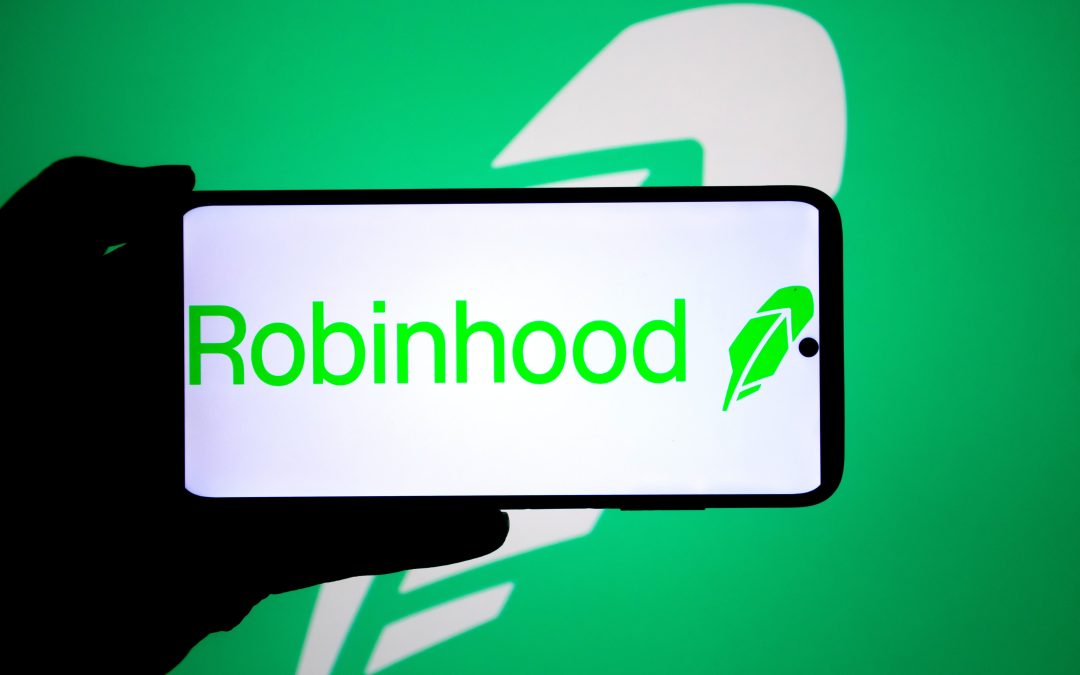 AppLovin and Robinhood added to S&P 500