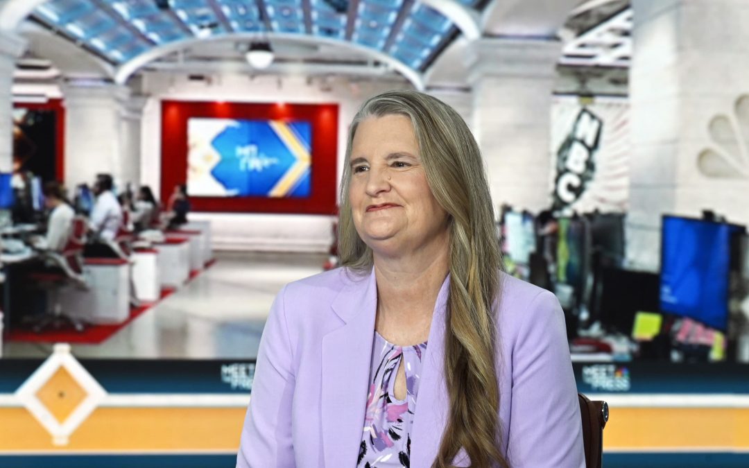 The 2 things parents need to do before giving kids a smartphone or social media, from a psychologist