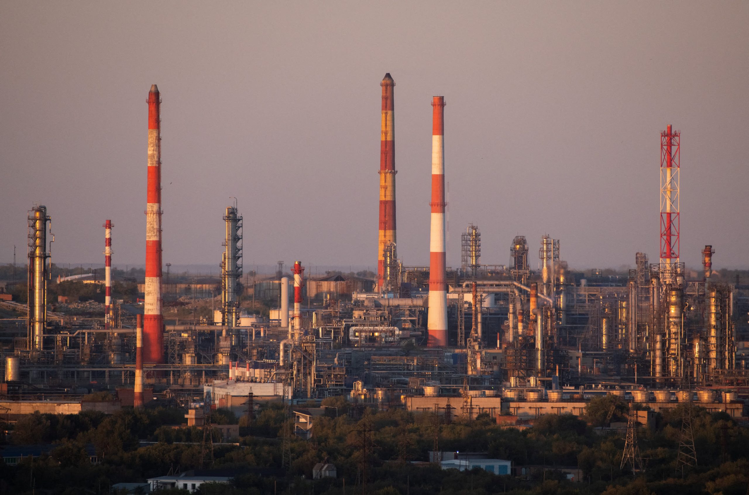 China and India to face supply jolt as U.S. targets Russia’s oil giants