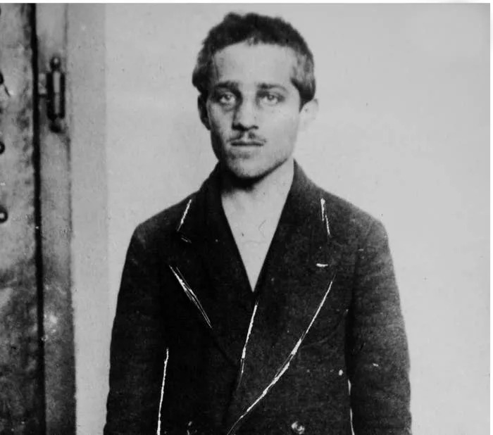 10 Of The Biggest History Lies Most People Still Believe, Despite The Fact That They’ve Been Proven VERY Wrong