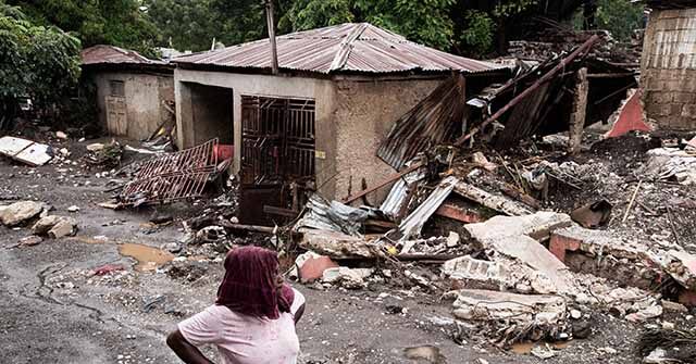 VIDEO — ‘We’re All Helping’: Oklahomans Stuck in Jamaica Join Hurricane Recovery Efforts