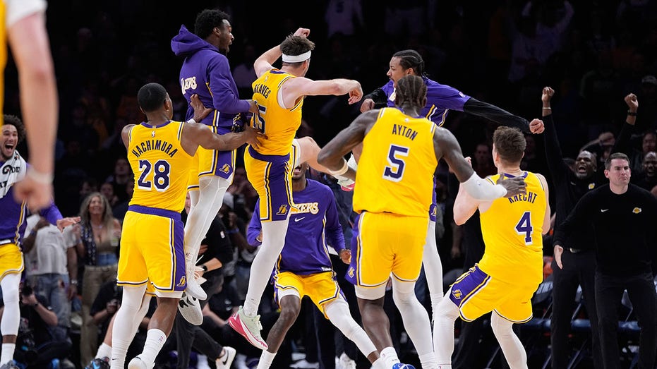 Lakers’ Austin Reaves comes up big again, nails game-winner vs T’Wolves