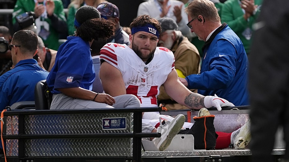 Giants’ Cam Skattebo suffers gruesome ankle injury vs Eagles