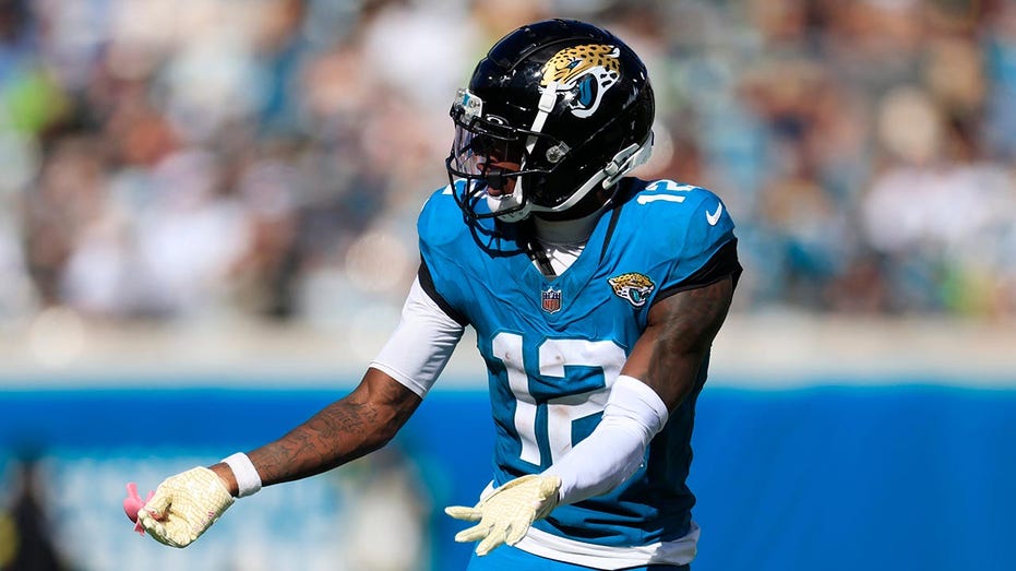 Jaguars’ Travis Hunter surprisingly lands on injured reserve; coach noncommittal about return for this season