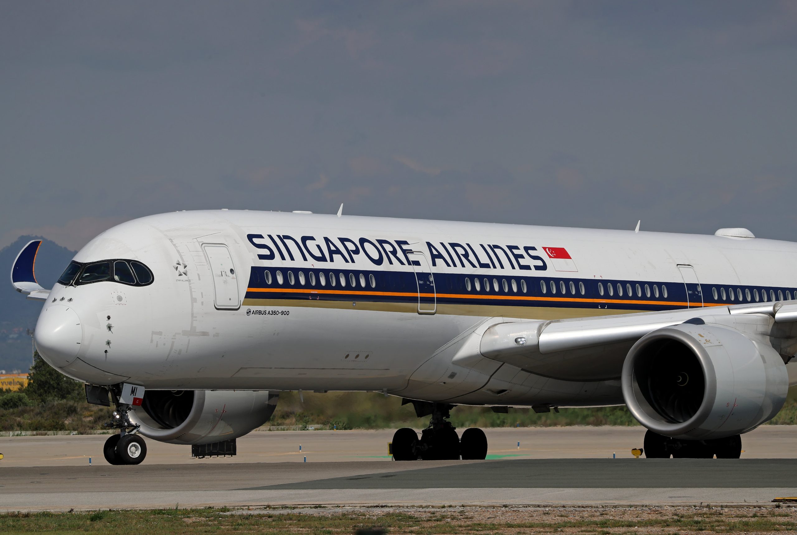 Air India woes expected to keep Singapore Airlines’ earnings under pressure after 82% profit plunge, analysts warn