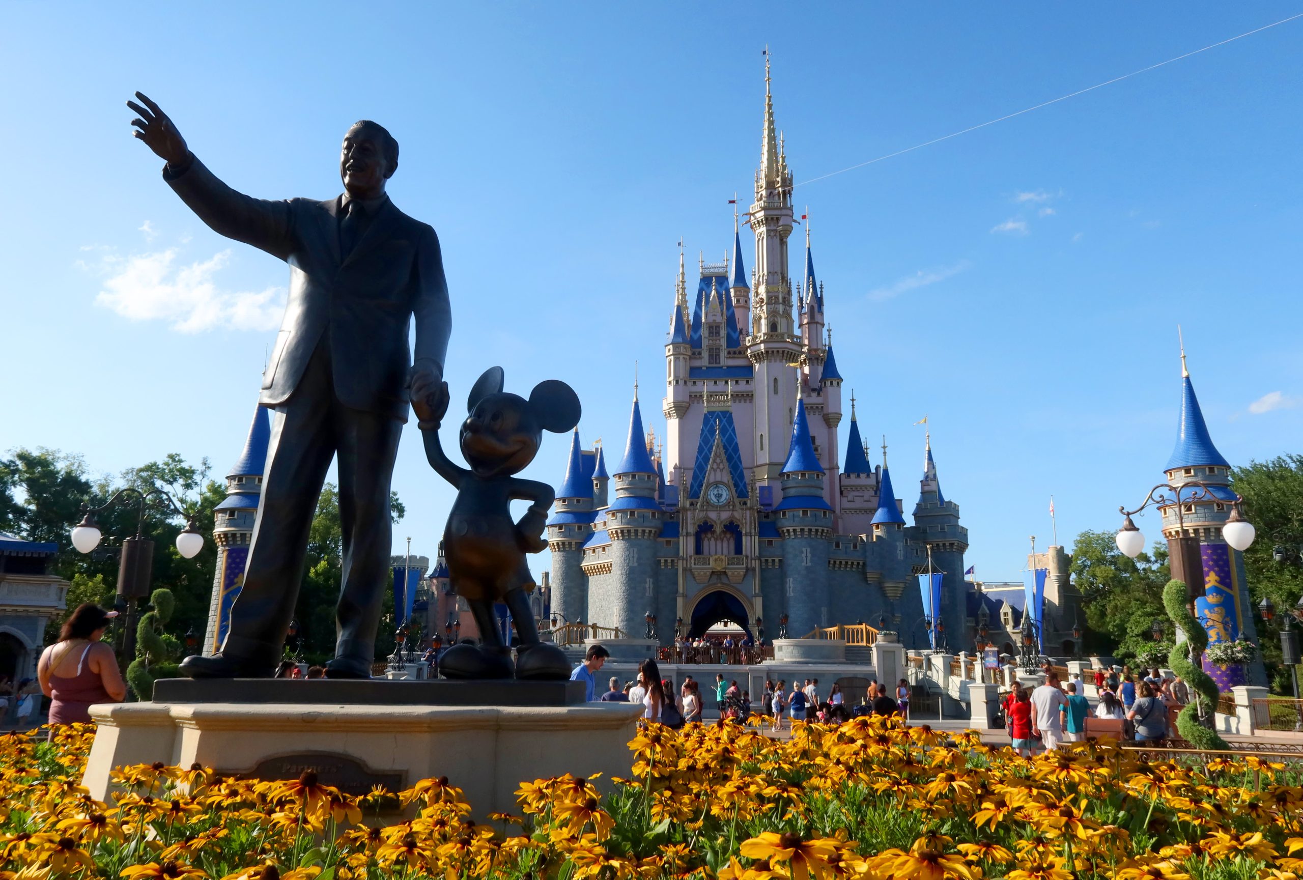 Disney stock falls 8% as media giant posts mixed results