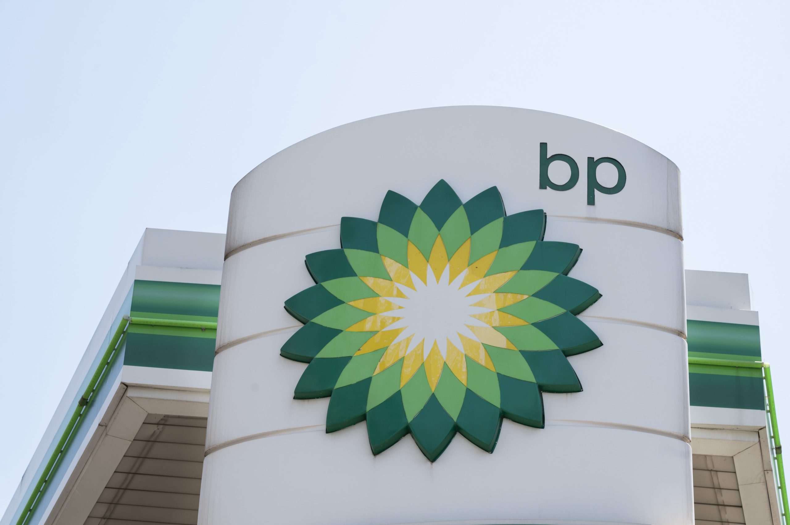 BP beats third-quarter profit expectations on higher oil and gas production