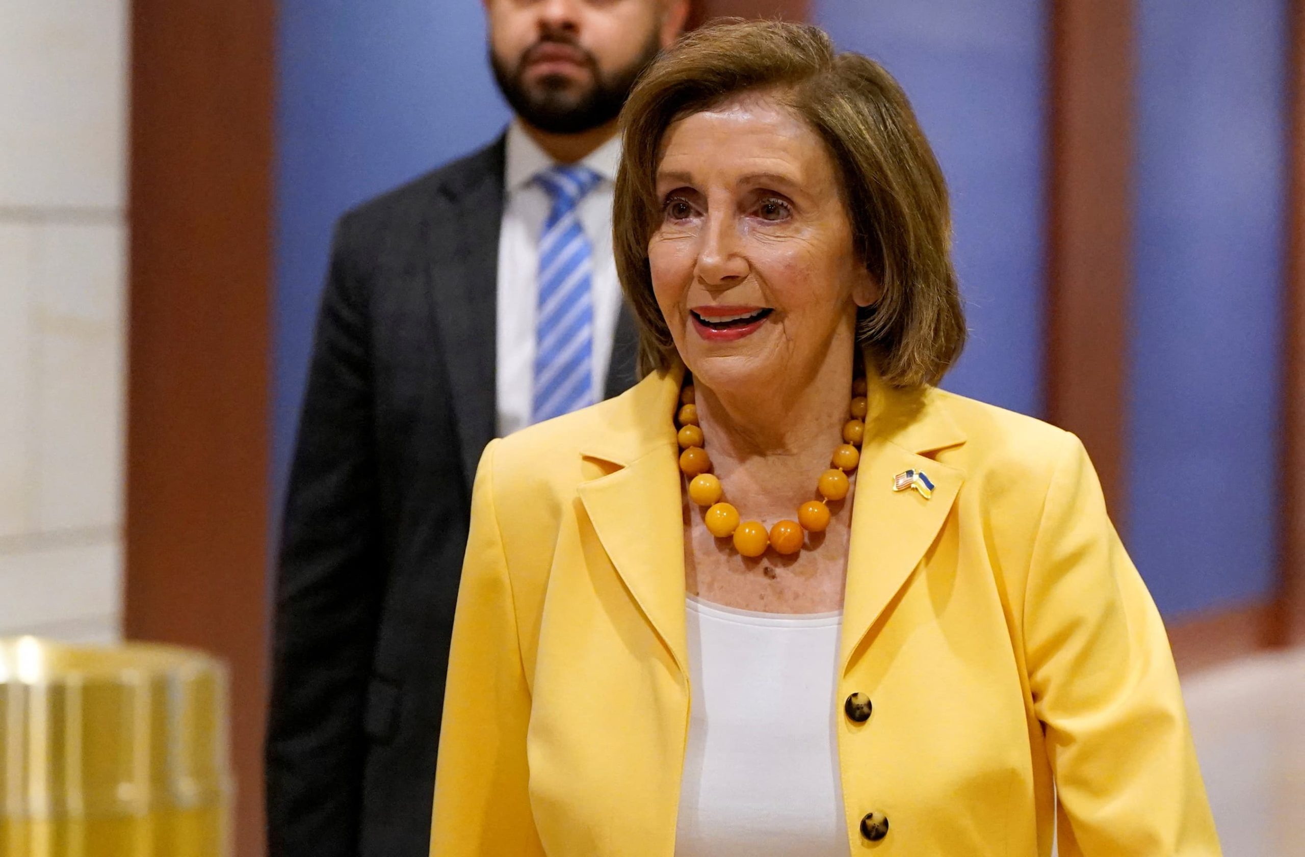 Nancy Pelosi announces retirement from Congress