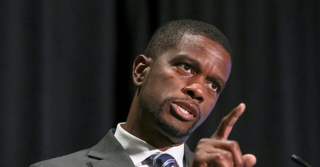 St. Paul, MN, Bans ‘Assault Weapons’ But City’s Mayor Admits It Cannot Be Enforced