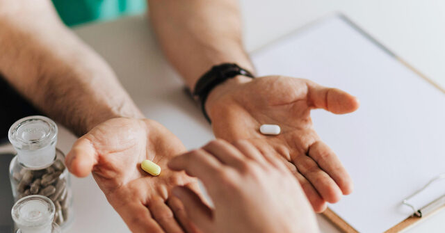 Chicago Tribune Urges Illinois Governor to Veto Assisted Suicide Bill