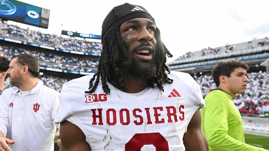 Indiana’s Omar Cooper Jr sends college football fans into frenzy with incredible TD catch vs Penn State