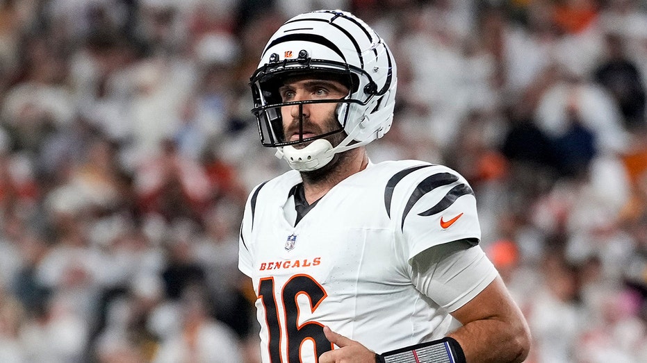 Bengals’ Joe Flacco indifferent about Joe Burrow’s return to practice: ‘I really don’t care’