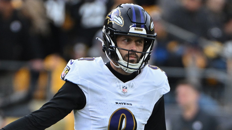Saints coach Kellen Moore discusses bringing in Justin Tucker for workout: ‘He’s gone through an experience’