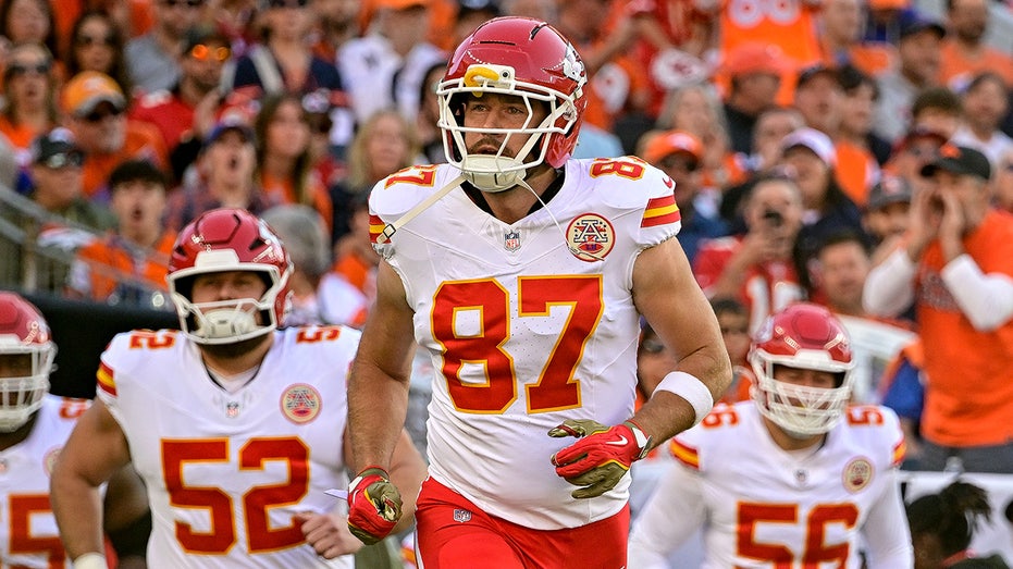 Chiefs’ Travis Kelce has words with Broncos defender during pivotal divisional matchup