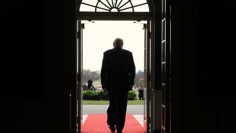 As the holidays approach, Thanksgiving becomes Trump’s economic test