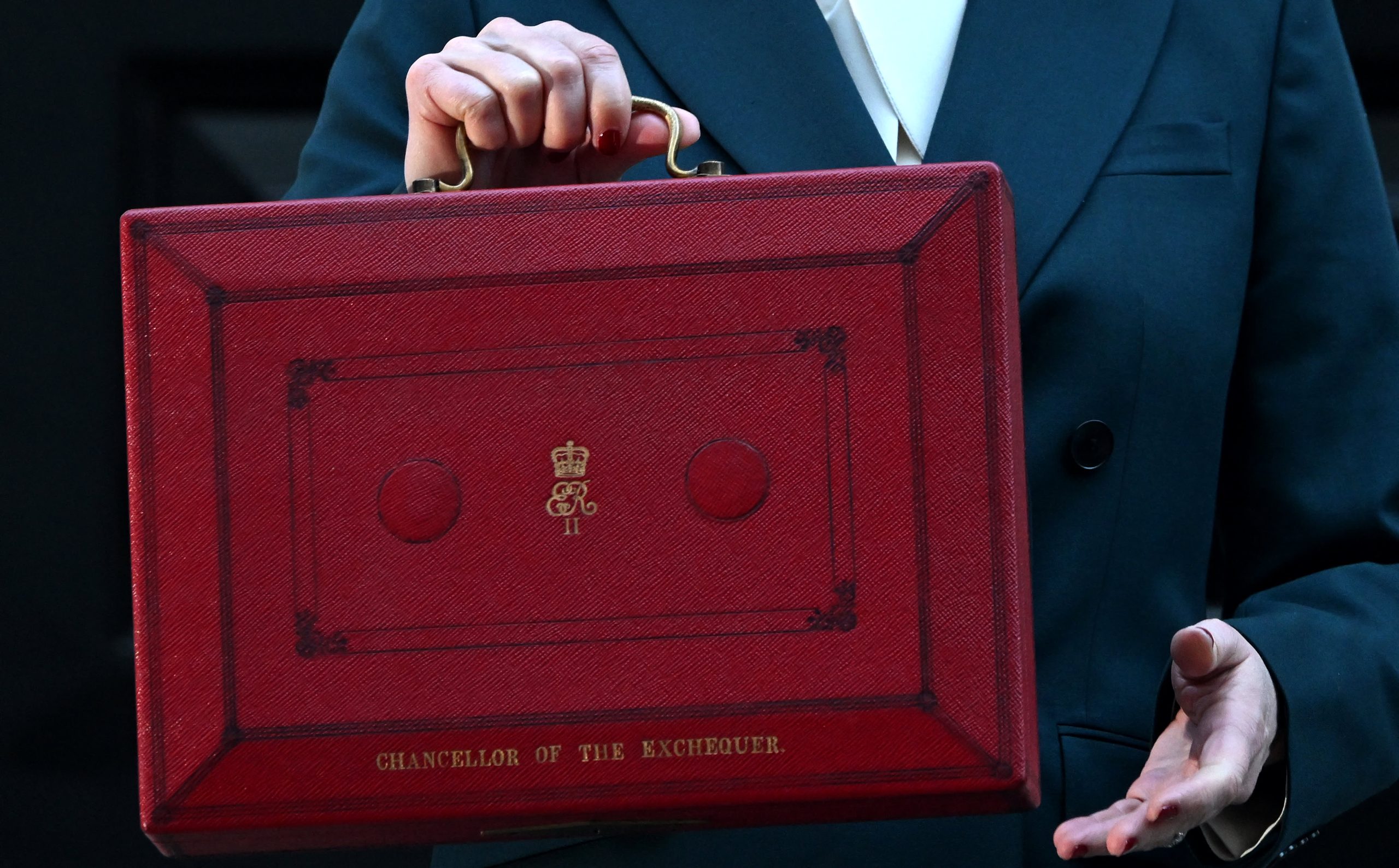 Chair of UK’s fiscal watchdog resigns after early published report threw Budget into chaos