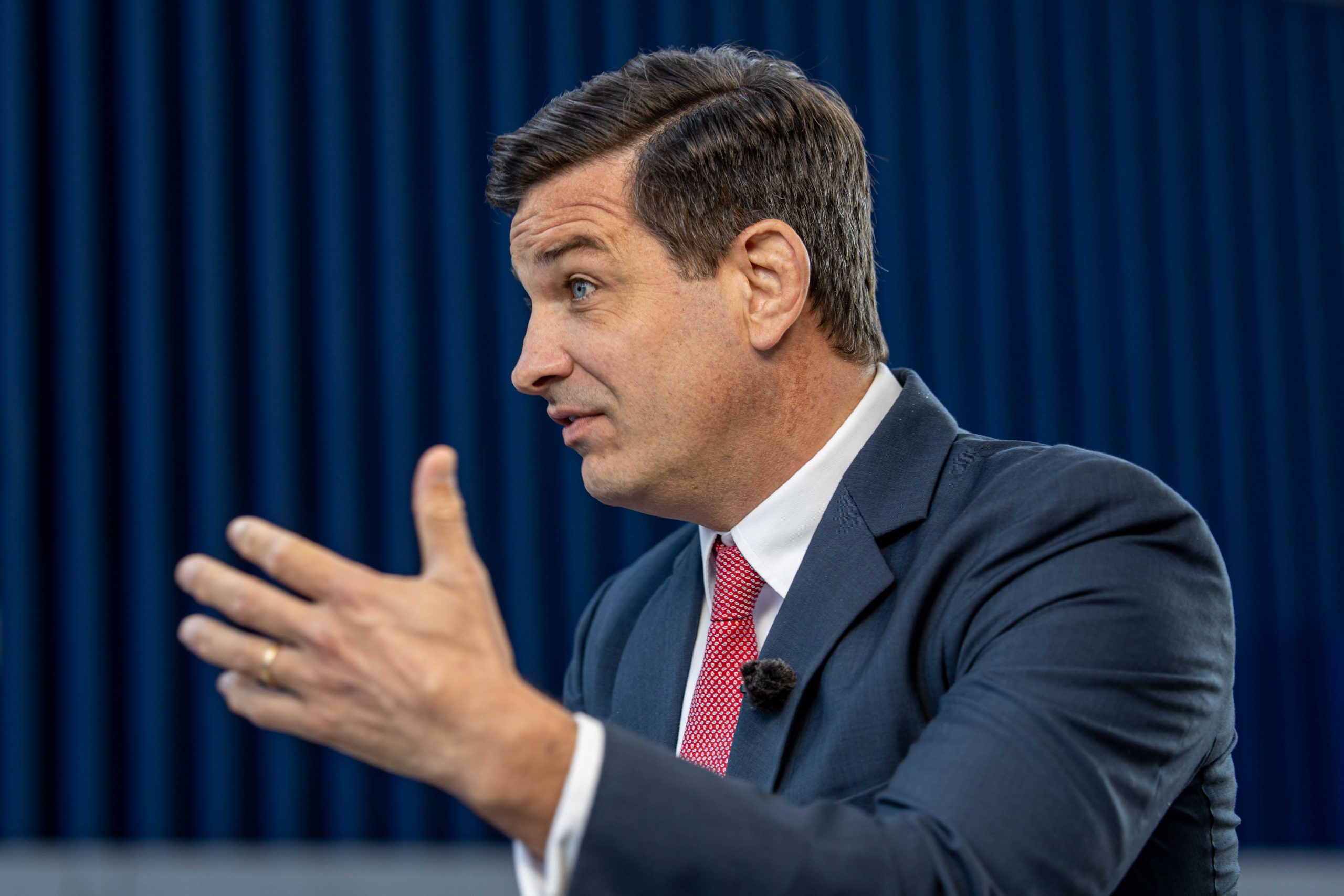 BlackRock bets on ‘pick and shovel’ trade, singling out clear winners in AI spending spree