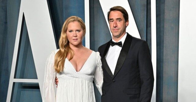 Amy Schumer to Divorce Husband After 7 Years