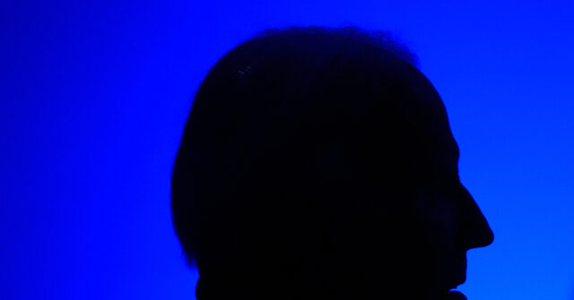 PHOTO — ‘Where’s Waldo?’: Joe Biden Hides Behind Family in Christmas Photo