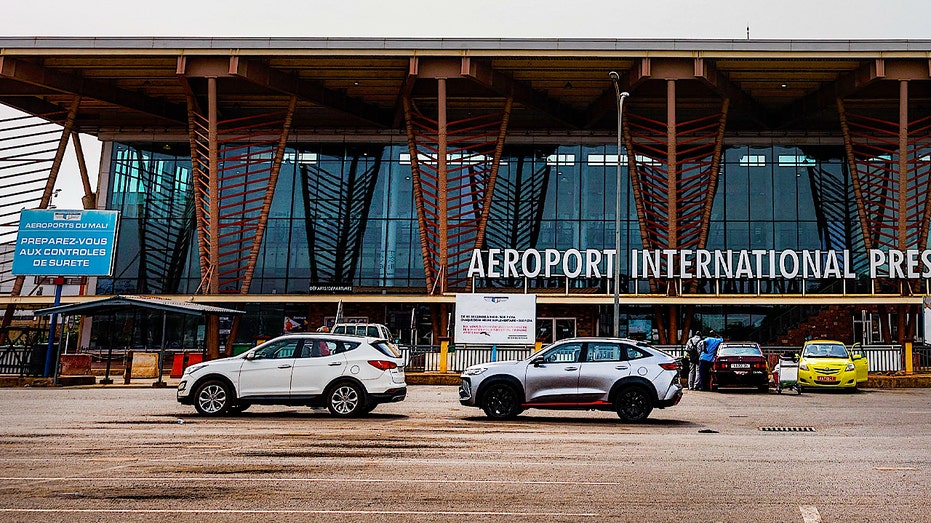 ‘Depart immediately’: State Department warns Americans as al Qaeda threatens to overrun African nation