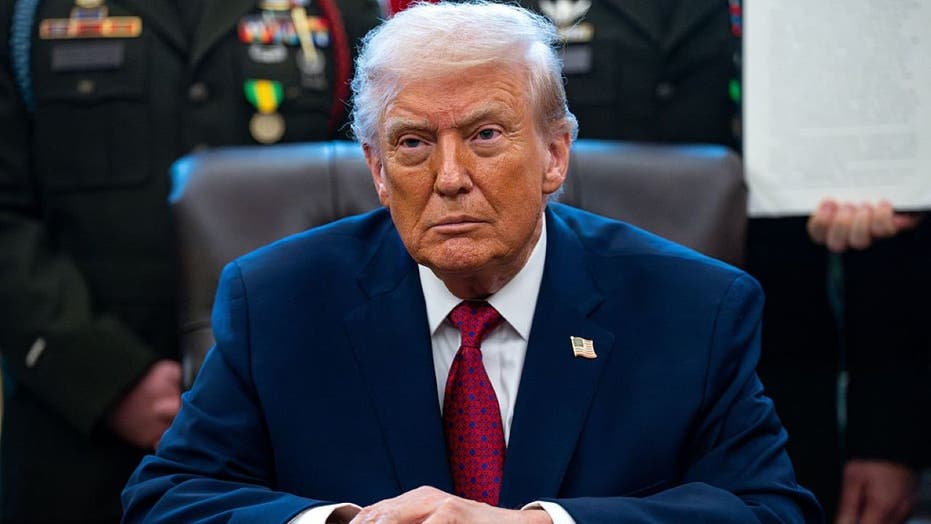 Trump to tout accomplishments in tonight’s primetime address and more top headlines