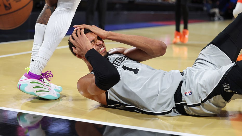 NBA broadcaster calls for Spurs star to change ‘Alien’ nickname: ‘They deport those’