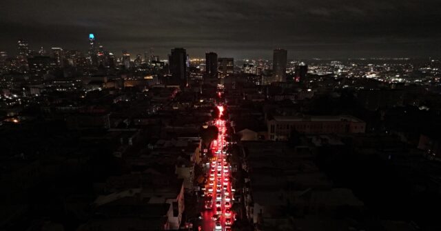 Massive San Francisco Power Outage Leaves 130,000 Homes, Businesses in the Dark