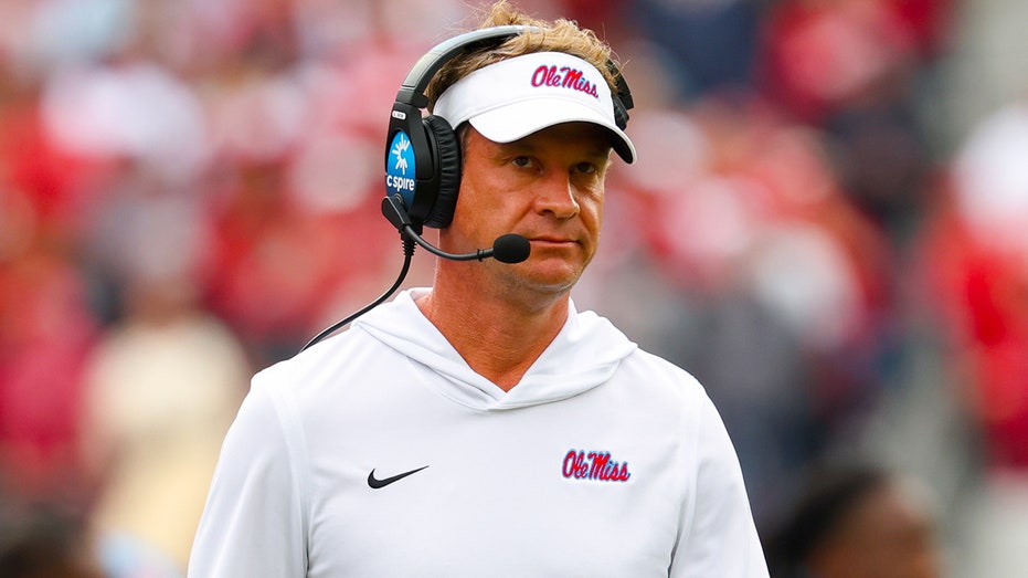Ole Miss legend describes ‘hurt’ created by Lane Kiffin’s decision to join LSU: ‘There’s anger’