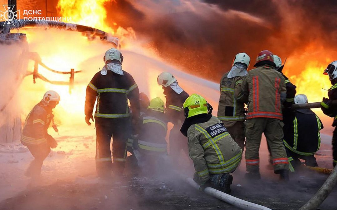 2 killed as Russian overnight attack hits infrastructure in Ukraine, officials say