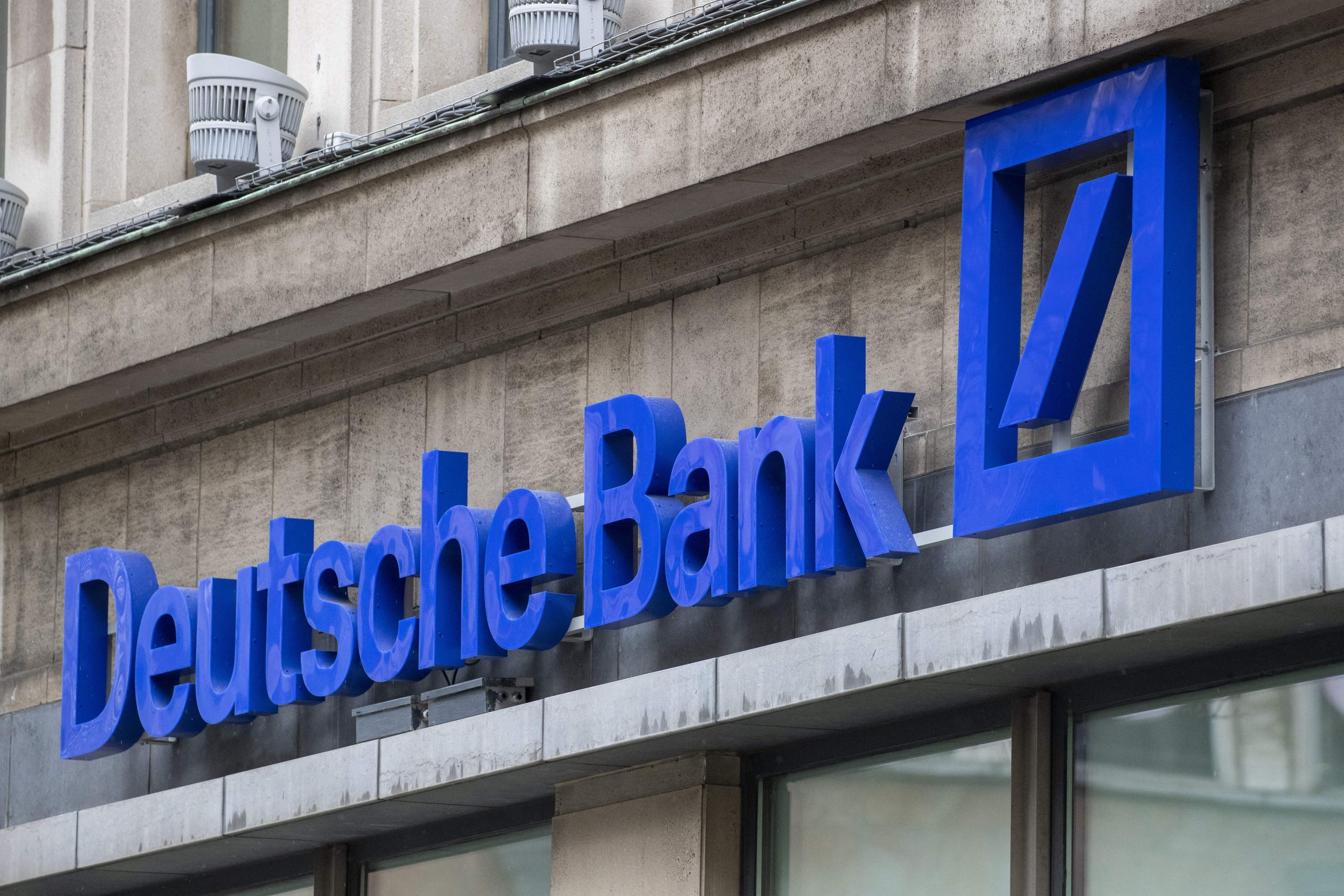 Deutsche Bank searched by German police in money laundering probe