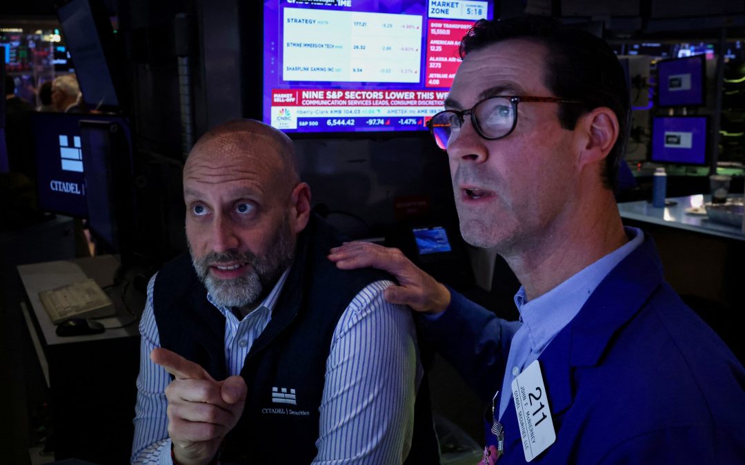 10-year Treasury yield moves lower as investors monitor escalating trade tensions