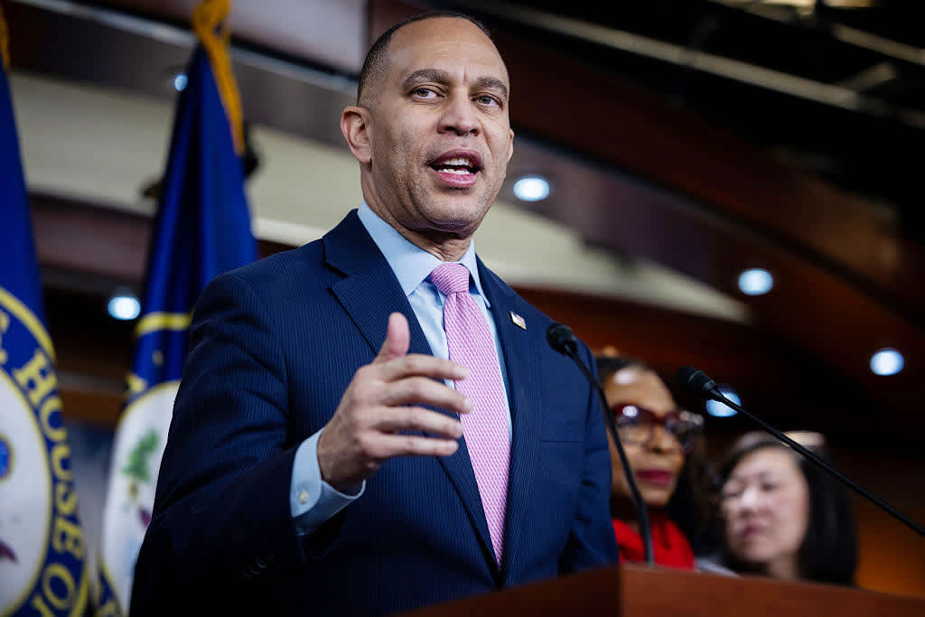 House Democrats to Trump: Fire DHS chief Noem or they’ll start impeachment proceedings against her