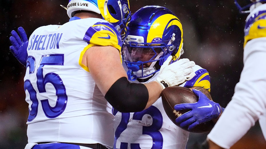 Rams withstand Caleb Williams’ heroic touchdown to stun Bears in overtime, move on to NFC title game